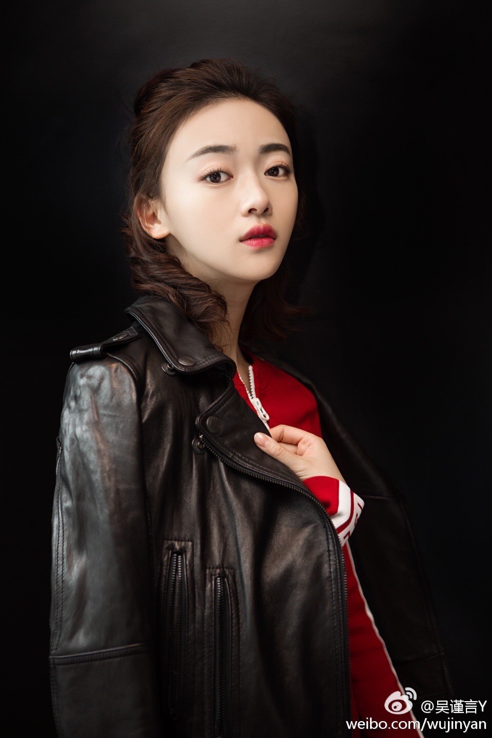 Cận cảnh nhan sắc đẹp - độc - lạ của Ngụy Anh Lạc Ng&ocirc; Cẩn Ng&ocirc;n trong drama hot 100 độ Di&ecirc;n Hi C&ocirc;ng Lược - Ảnh 16.