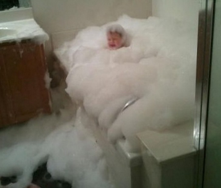 Những khoảnh khắc cười không nhặt được mồm của các nhóc tì siêu láu cá - Ảnh 14. Những khoảnh khắc cười không nhặt được mồm của các nhóc tì siêu láu cá - Ảnh 14.