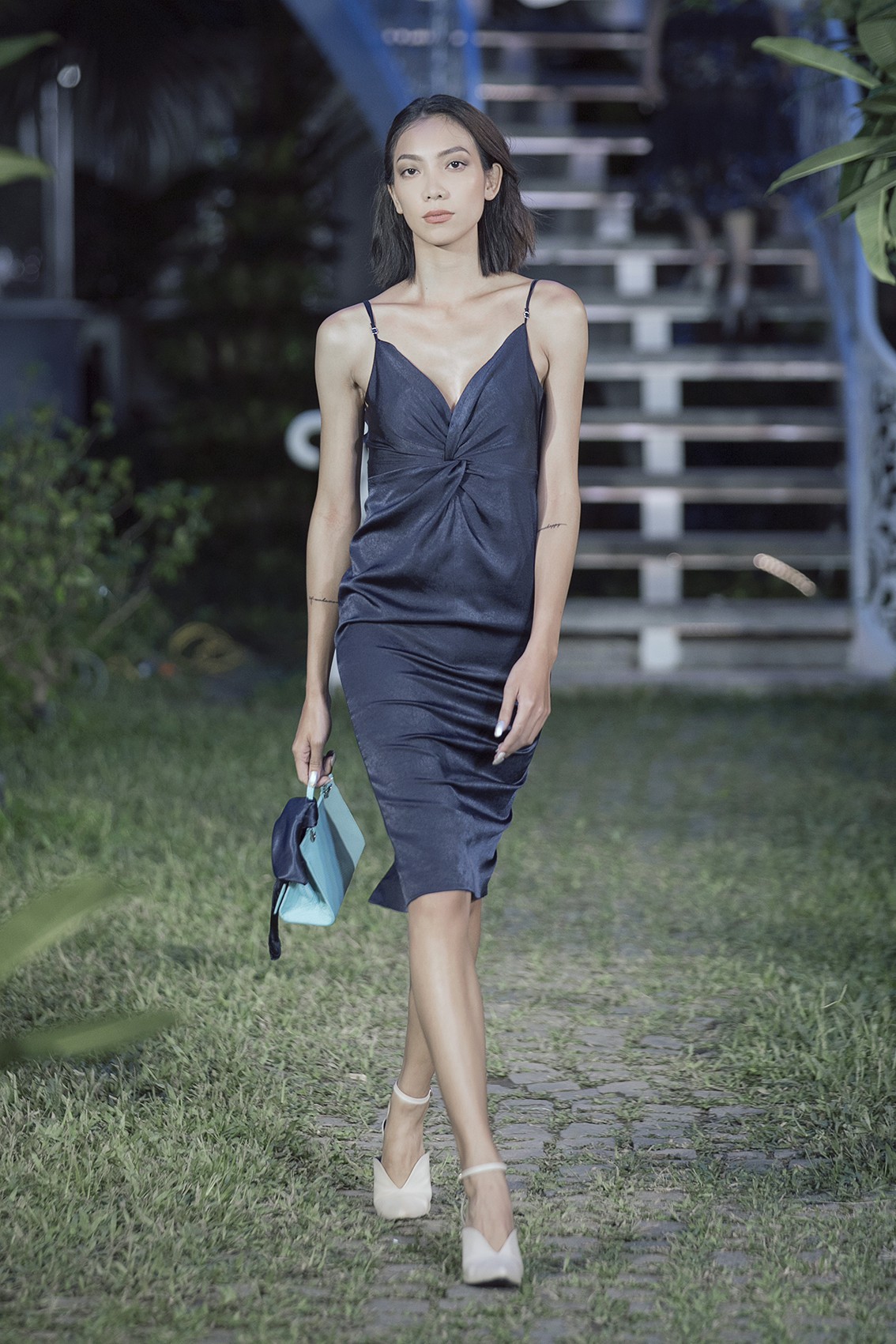 028romance-adrian-kiengcan-15309285334331613101