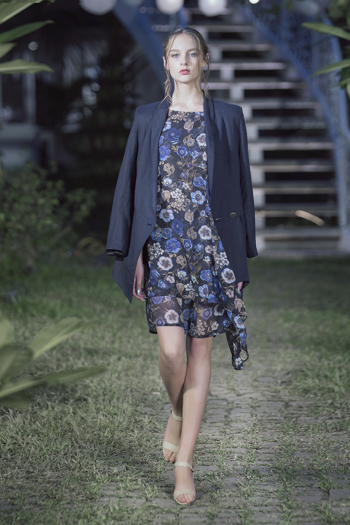 031romance-adrian-kiengcan-15309285334461232749754