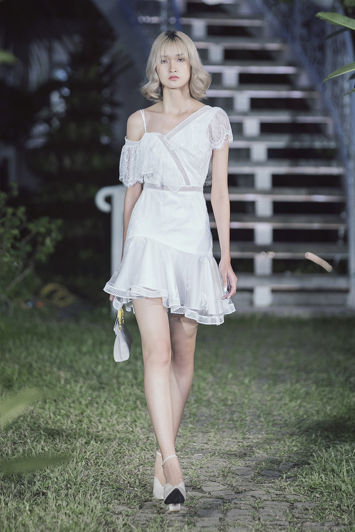 042romance-adrian-kiengcan-15309286975891118442833