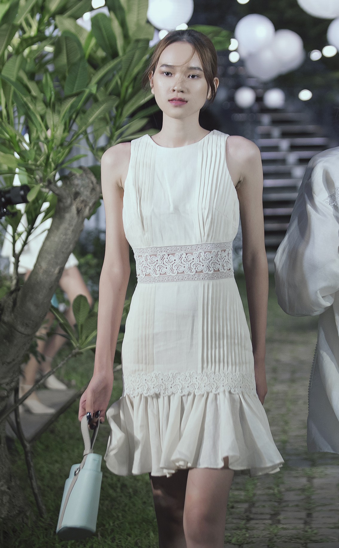 049romance-adrian-kiengcan-153092869760941491604