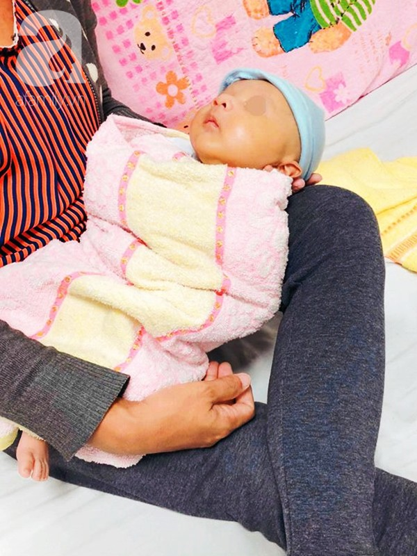 TP.HCM: B&eacute; trai 5 ng&agrave;y tuổi đang khỏe mạnh bỗng ọc m&aacute;u, suy h&ocirc; hấp v&agrave; h&ocirc;n m&ecirc; v&igrave; căn bệnh rất hiểm - Ảnh 4.