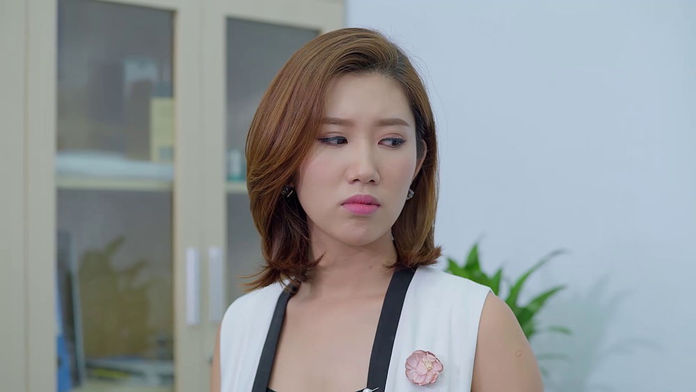 Trơ trẽn như H&acirc;n Gạo nếp gạo tẻ: Ghen tu&ocirc;ng với cả vợ con người y&ecirc;u cũ - Ảnh 1.