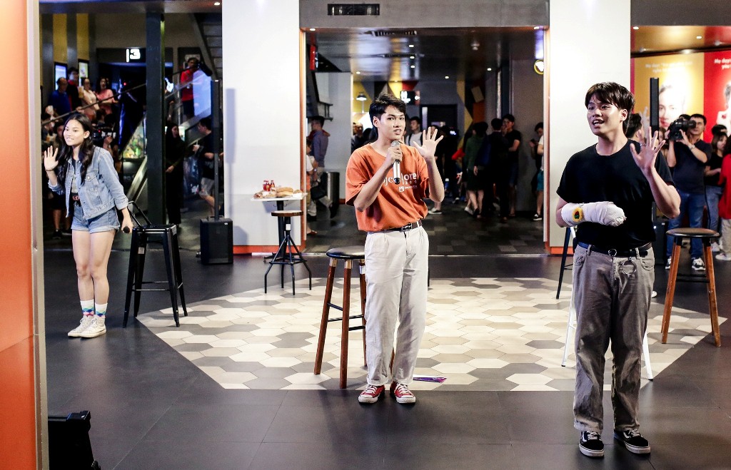 Được Hương Tr&agrave;m b&ecirc;nh vực trước antifan, Đức Ph&uacute;c vẫn đ&ograve;i loại đ&agrave;n chị khỏi ghế n&oacute;ng - Ảnh 1.