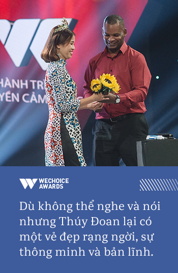 C&acirc;u chuyện t&igrave;nh vượt ch&acirc;u lục đầy x&uacute;c động của &Aacute; hậu điếc Th&uacute;y Đoan v&agrave; ch&agrave;ng trai Mỹ: Chỉ cần em muốn, anh sẽ bay về - Ảnh 6.