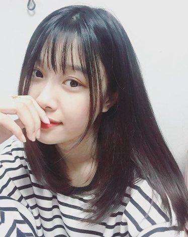 Bạn g&aacute;i xinh xắn, y&ecirc;u 3 năm của Văn To&agrave;n ho&aacute; ra từng l&agrave; fangirl ki&ecirc;n tr&igrave; bay h&agrave;ng ngh&igrave;n km để cổ vũ anh ch&agrave;ng đ&aacute; b&oacute;ng - Ảnh 4.