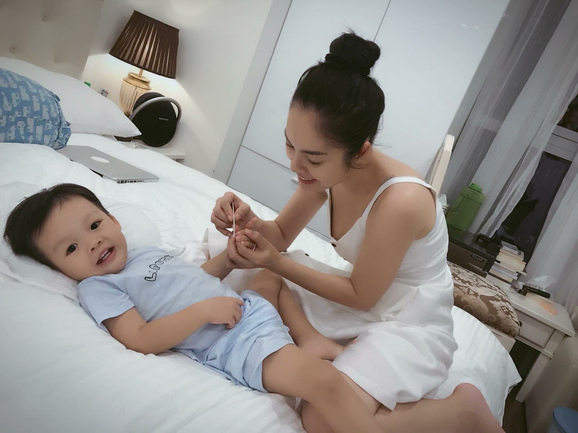 Soi nhất cử nhất động của sao Việt (29/8) - Ảnh 10. Soi nhất cử nhất động của sao Việt (29/8) - Ảnh 10.