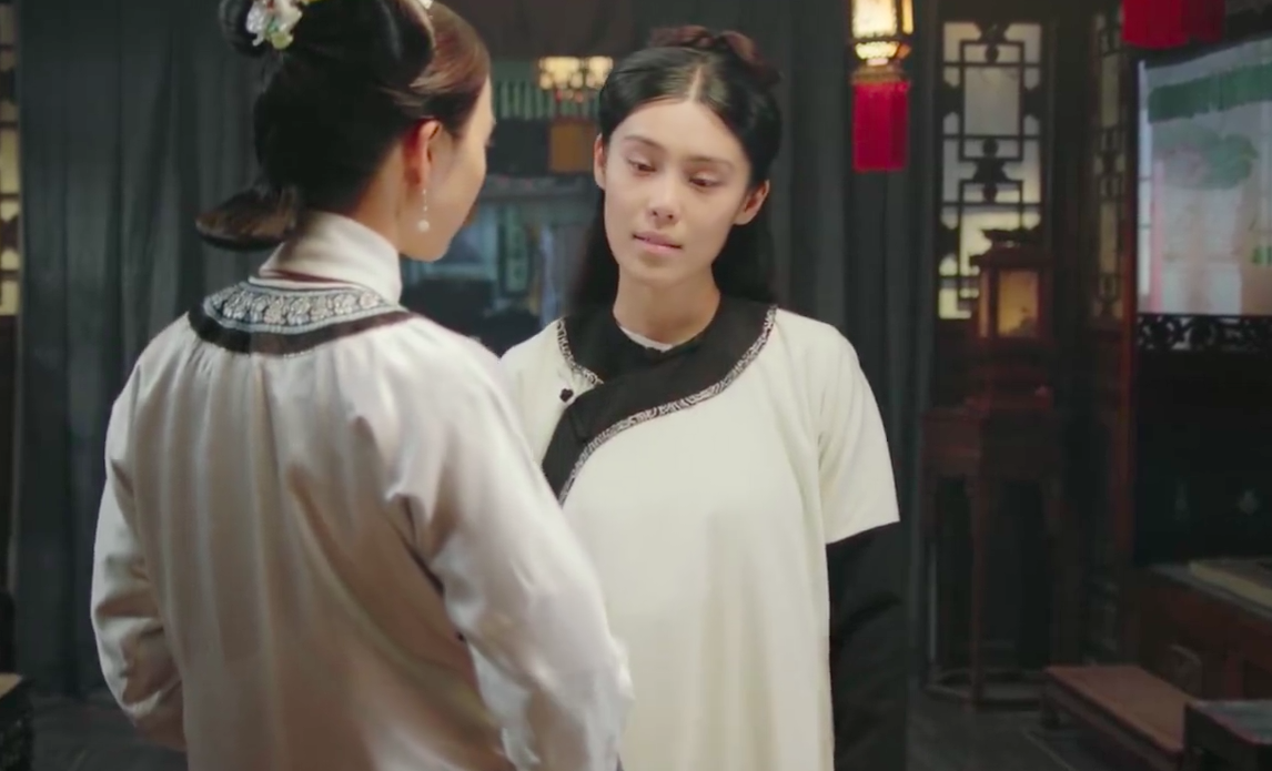 Vừa vào lãnh cung, Như Ý - Châu Tấn vẫn kịp lôi nữ diễn viên có gương mặt giống hệt đàn ông chết cùng - Ảnh 8. Vừa vào lãnh cung, Như Ý - Châu Tấn vẫn kịp lôi nữ diễn viên có gương mặt giống hệt đàn ông chết cùng - Ảnh 8.