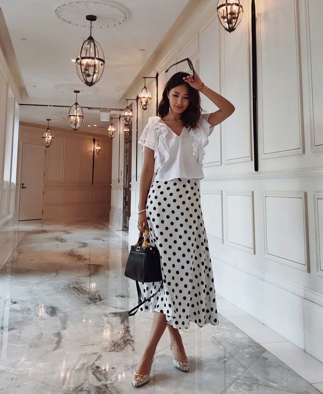 Kỳ nghỉ lễ sắp tới nhất định phải mặc thật đẹp và 15 set đồ này sẽ là nguồn cảm hứng hoàn hảo cho các nàng - Ảnh 15. Kỳ nghỉ lễ sắp tới nhất định phải mặc thật đẹp và 15 set đồ này sẽ là nguồn cảm hứng hoàn hảo cho các nàng - Ảnh 15.