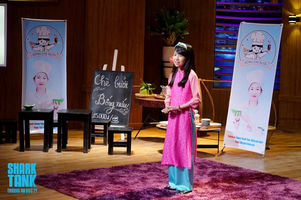 Doanh nhân nhí Bống chè bưởi bất ngờ xuất hiện ở Shark Tank, kêu gọi đầu tư 200 triệu nhưng thu về gần 1 tỷ - Ảnh 1. Doanh nhân nhí Bống chè bưởi bất ngờ xuất hiện ở Shark Tank, kêu gọi đầu tư 200 triệu nhưng thu về gần 1 tỷ - Ảnh 1.
