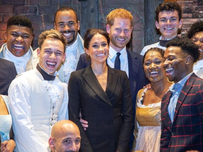 T&aacute;i xuất trong trang phục t&aacute;o bạo, Meghan kh&ocirc;ng ngờ bị người h&acirc;m mộ soi khuyết điểm, chỉ tr&iacute;ch v&igrave; điều n&agrave;y - Ảnh 3.