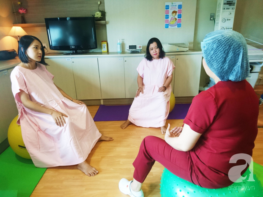 Tập nâng tạ suốt thai kỳ, mẹ Việt bị chỉ trích không ngớt nhưng vừa sinh xong ai cũng ngỡ ngàng - Ảnh 4. Tập nâng tạ suốt thai kỳ, mẹ Việt bị chỉ trích không ngớt nhưng vừa sinh xong ai cũng ngỡ ngàng - Ảnh 4.