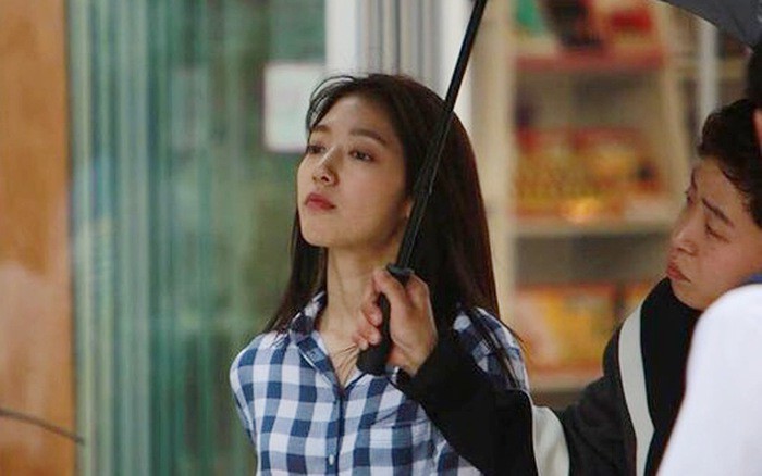 Yêu sách, chảnh chọe, thích đòi hỏi dẫn đến hậu quả nhãn tiền dành cho nghệ sĩ tự tay bóp chết sự nghiệp của mình - Ảnh 2. Yêu sách, chảnh chọe, thích đòi hỏi dẫn đến hậu quả nhãn tiền dành cho nghệ sĩ tự tay bóp chết sự nghiệp của mình - Ảnh 2.