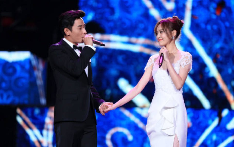 Đám cưới đáng mong chờ thứ 2 của Cbiz: Đường Yên đã chọn xong NTK váy cưới, tháng 12 tổ chức hôn lễ với La Tấn? - Ảnh 4. Đám cưới đáng mong chờ thứ 2 của Cbiz: Đường Yên đã chọn xong NTK váy cưới, tháng 12 tổ chức hôn lễ với La Tấn? - Ảnh 4.