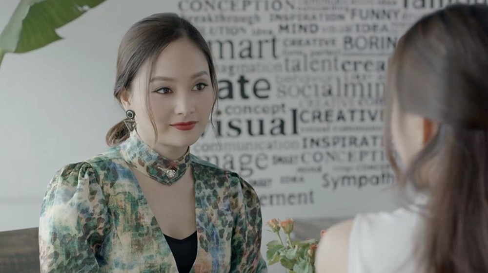 Lan Phương: Từ cô búp bê đơn sắc đến bà mẹ đơn thân toan tính nhất màn ảnh Việt - Ảnh 5. Lan Phương: Từ cô búp bê đơn sắc đến bà mẹ đơn thân toan tính nhất màn ảnh Việt - Ảnh 5.