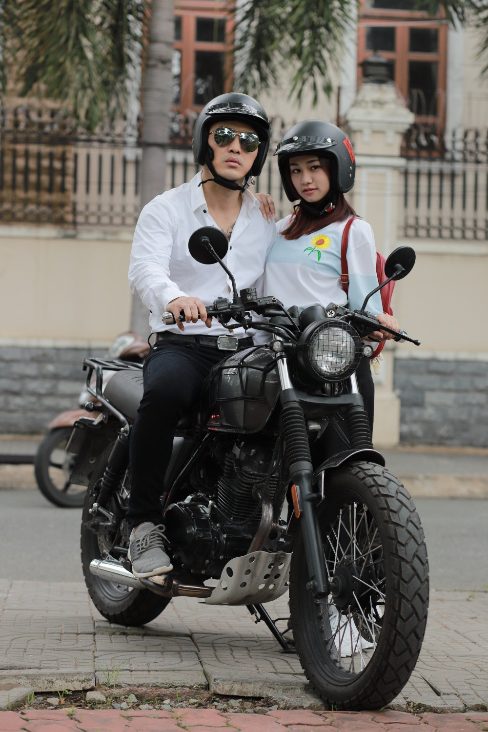 Nghẹt thở với loạt cảnh đ&aacute;nh đấm đi&ecirc;u luyện trong phim ngắn h&agrave;nh động của Ưng Ho&agrave;ng Ph&uacute;c - Ảnh 3.