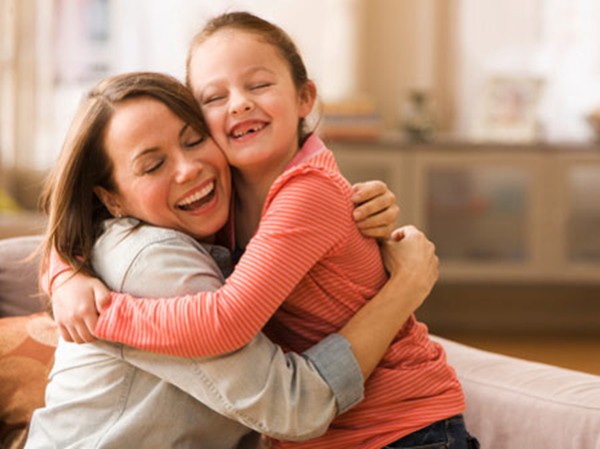 4 hÃ nh Äá»ng cá»§a máº¹ thÃ´ng thÃ¡i, cÃ ng lÃ m nhiá»u con cÃ ng thÃ´ng minh - áº¢nh 1.