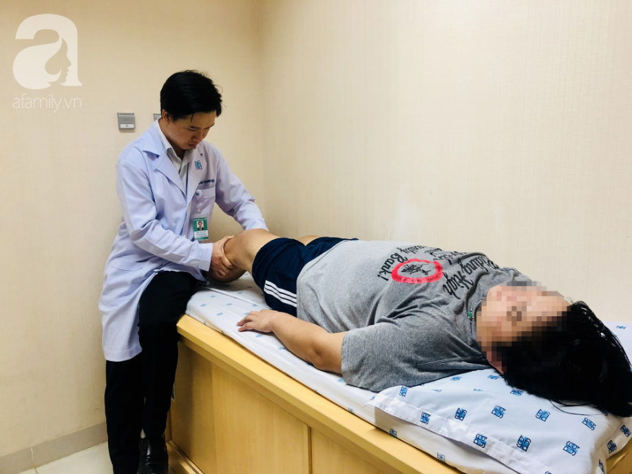 Mê đá bóng như Quang Hải, Công Phượng nhưng vì lý do này, chàng trai 20 tuổi bị chấn thương không thể đi lại trong nhiều ngày - Ảnh 1. Mê đá bóng như Quang Hải, Công Phượng nhưng vì lý do này, chàng trai 20 tuổi bị chấn thương không thể đi lại trong nhiều ngày - Ảnh 1.