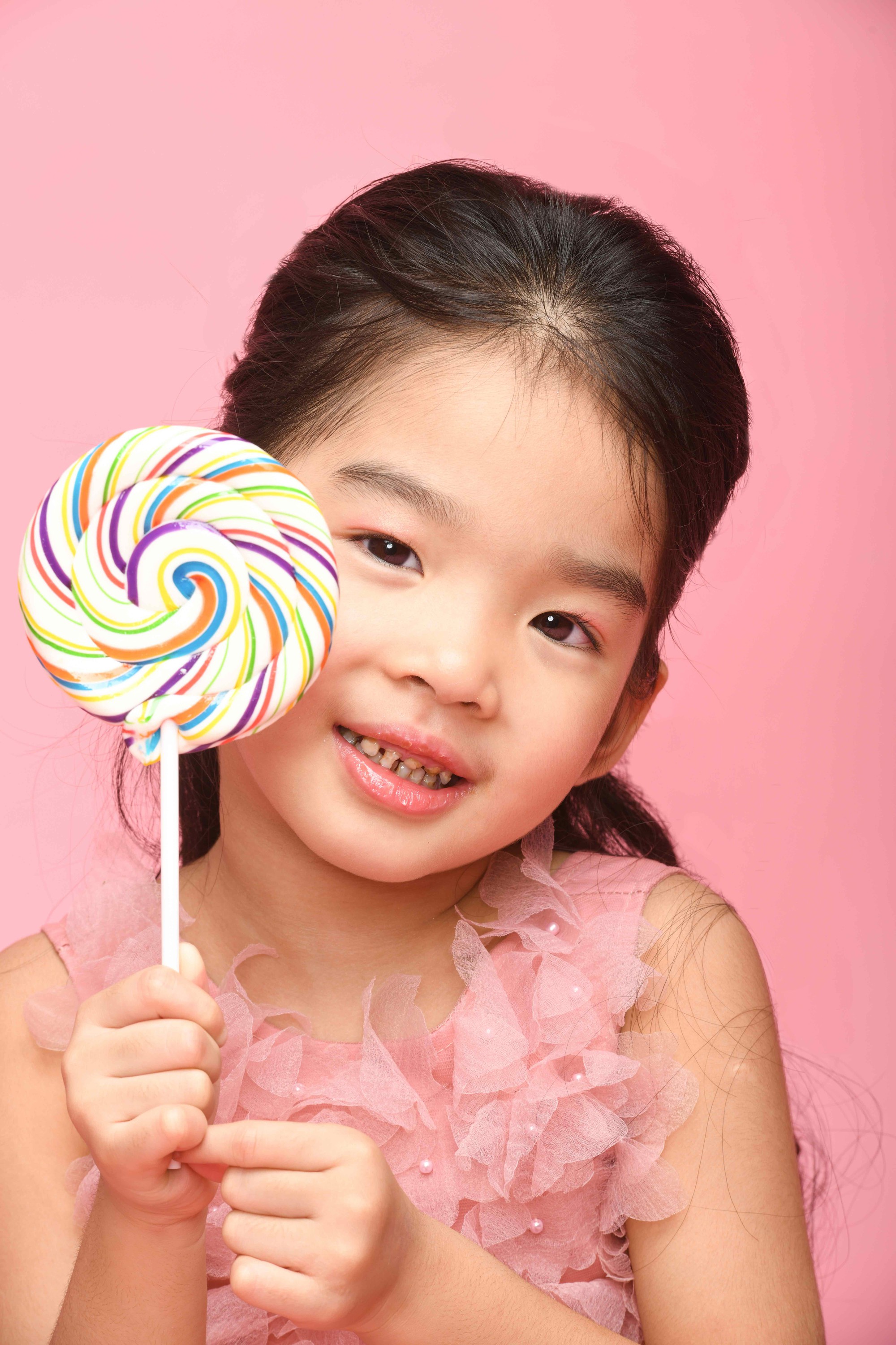Làm mẹ đơn thân ở tuổi 40, Xuân Lan khoe hạnh phúc bên con gái cưng - Ảnh 6. Làm mẹ đơn thân ở tuổi 40, Xuân Lan khoe hạnh phúc bên con gái cưng - Ảnh 6.