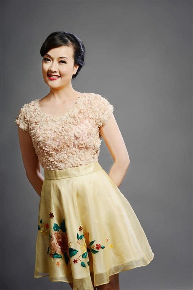 Vân Dung lên tiếng về tin đồn âm thầm ly hôn chồng từ nhiều năm trước - Ảnh 4. Vân Dung lên tiếng về tin đồn âm thầm ly hôn chồng từ nhiều năm trước - Ảnh 4.