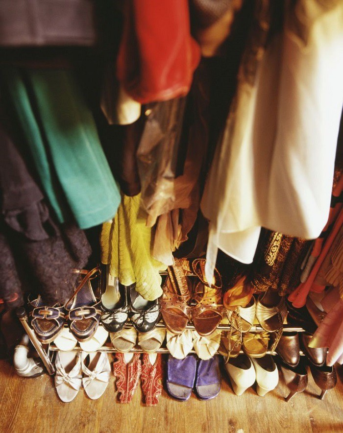 7 mẹo vặt giúp đựng cả thế giới vào tủ quần áo mà vẫn gọn gàng, đẹp mắt - Ảnh 6. 7 mẹo vặt giúp đựng cả thế giới vào tủ quần áo mà vẫn gọn gàng, đẹp mắt - Ảnh 6.