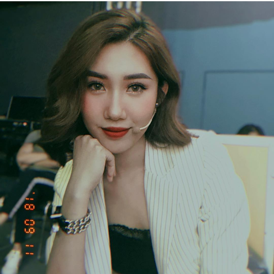 Soi nhất cử nhất động của sao Việt (11/9) - Ảnh 3. Soi nhất cử nhất động của sao Việt (11/9) - Ảnh 3.