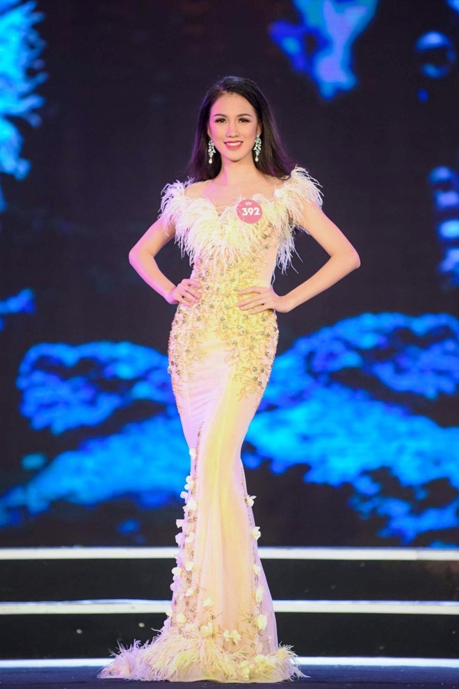 Những điều thú vị của dàn thí sinh lọt vào chung kết Hoa hậu Việt Nam 2018: Người eo nhỏ hơn cả Ngọc Trinh, người đỗ thạc sĩ tại Anh - Ảnh 21. Những điều thú vị của dàn thí sinh lọt vào chung kết Hoa hậu Việt Nam 2018: Người eo nhỏ hơn cả Ngọc Trinh, người đỗ thạc sĩ tại Anh - Ảnh 21.