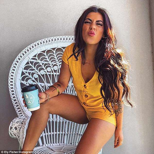 Vẫn ăn uống thỏa th&iacute;ch nhưng nhờ l&agrave;m duy nhất một việc, mẹ 1 con đ&atilde; đ&aacute;nh bay 30kg sau sinh - Ảnh 23.