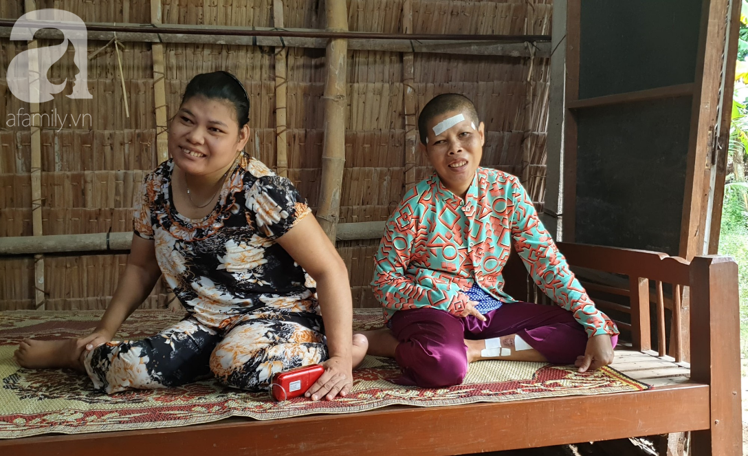 Ph&eacute;p m&agrave;u đến với bố mẹ gi&agrave; mong 2 con g&aacute;i khờ được ăn một bữa no rồi c&ugrave;ng chết cũng m&atilde;n nguyện - Ảnh 3.