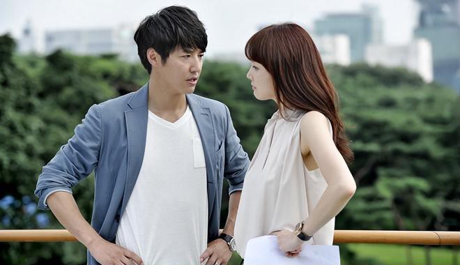 Đánh ghen om sòm trước công ty chồng, vợ đau đớn khi chẳng giữ được anh mà còn mất sạch tài sản vì lý do khó ngờ - Ảnh 2. Đánh ghen om sòm trước công ty chồng, vợ đau đớn khi chẳng giữ được anh mà còn mất sạch tài sản vì lý do khó ngờ - Ảnh 2.