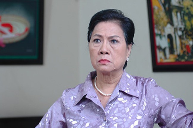 afamily-day-la-6-ba-me-chong-cua-man-anh-viet-khien-ai-nay-deu-hoang-hon-vi-nhung-muu-tham-ke-doc-hanh-ha-con-dau-8-1512473962353-1537871377997241691907.jpg