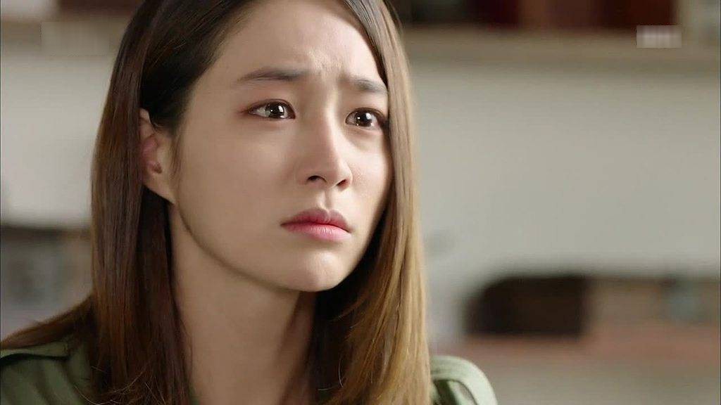 Đánh ghen om sòm trước công ty chồng, vợ đau đớn khi chẳng giữ được anh mà còn mất sạch tài sản vì lý do khó ngờ - Ảnh 3. Đánh ghen om sòm trước công ty chồng, vợ đau đớn khi chẳng giữ được anh mà còn mất sạch tài sản vì lý do khó ngờ - Ảnh 3.