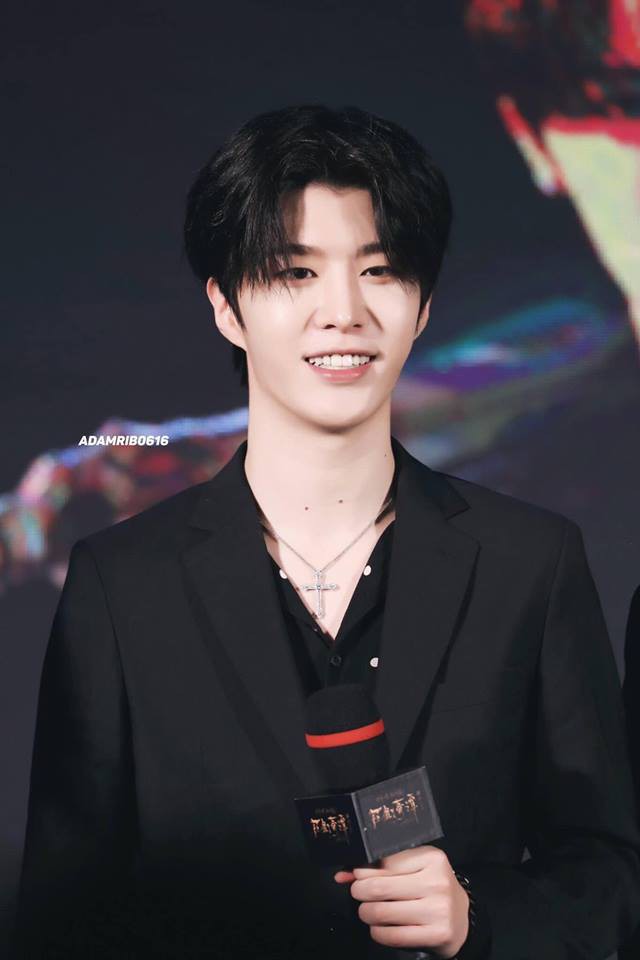 Phạm Băng Băng b&igrave;nh an v&ocirc; sự, em trai Phạm Thừa Thừa kh&ocirc;ng c&ograve;n kh&oacute;c l&oacute;c, cười v&ocirc; tư tại sự kiện? - Ảnh 6.