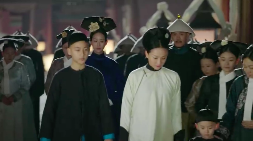 Vô lý như Lệnh Phi - Lý Thuần: Bỏ rơi tình cũ, đến lúc anh ta yêu thầm Như Ý - Châu Tấn thì oán hận đòi trả thù - Ảnh 3. Vô lý như Lệnh Phi - Lý Thuần: Bỏ rơi tình cũ, đến lúc anh ta yêu thầm Như Ý - Châu Tấn thì oán hận đòi trả thù - Ảnh 3.
