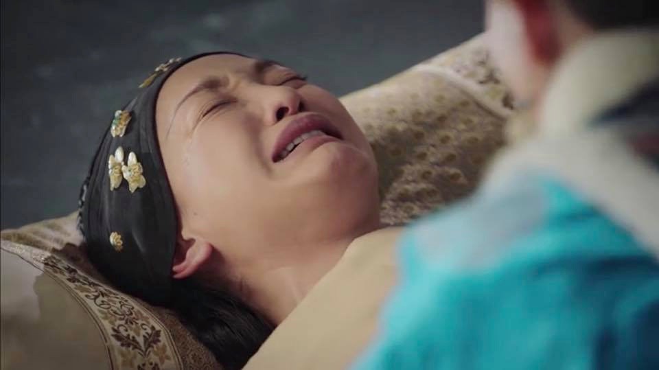 Không còn chịu nổi: Châu Tấn lần đầu bật khóc nức nở, mất lòng tin ở người chồng phụ bạc Càn Long - Hoắc Kiến Hoa - Ảnh 11. Không còn chịu nổi: Châu Tấn lần đầu bật khóc nức nở, mất lòng tin ở người chồng phụ bạc Càn Long - Hoắc Kiến Hoa - Ảnh 11.