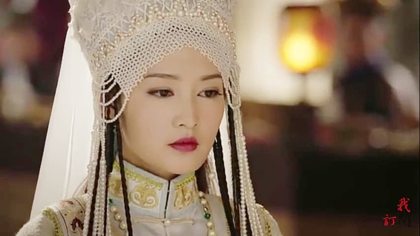 Trọn bộ cảnh Hàm Hương - Lý Thấm xuất hiện: Tử Cấm Thành bị càn quét, Càn Long - Hoắc Kiến Hoa say mê điên dại - Ảnh 6. Trọn bộ cảnh Hàm Hương - Lý Thấm xuất hiện: Tử Cấm Thành bị càn quét, Càn Long - Hoắc Kiến Hoa say mê điên dại - Ảnh 6.