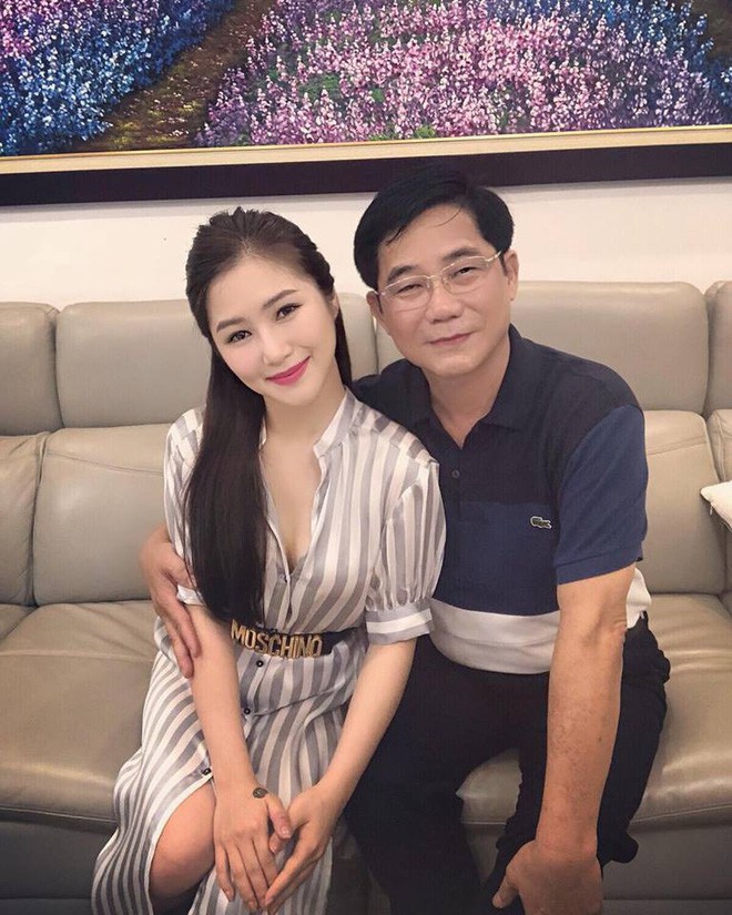 Nhà riêng ở quê của Hương Tràm gây bất ngờ vì sự sang trọng, bề thế - Ảnh 5. Nhà riêng ở quê của Hương Tràm gây bất ngờ vì sự sang trọng, bề thế - Ảnh 5.