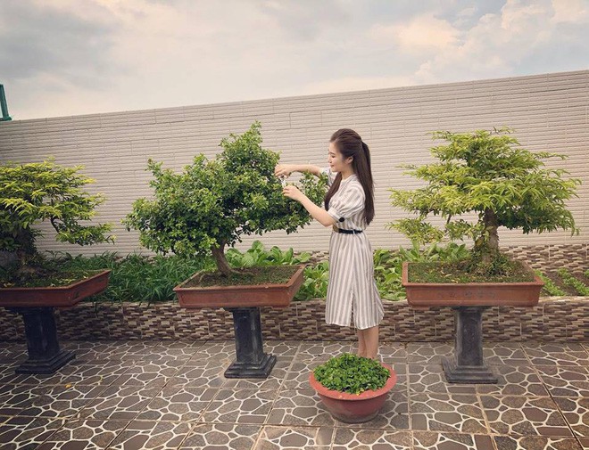 Nhà riêng ở quê của Hương Tràm gây bất ngờ vì sự sang trọng, bề thế - Ảnh 6. Nhà riêng ở quê của Hương Tràm gây bất ngờ vì sự sang trọng, bề thế - Ảnh 6.