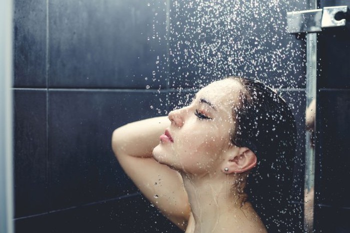 Mẹ trẻ tử vong chỉ sau một đêm làm việc này, chuyên gia cảnh tỉnh thói quen đáng sợ vào ban đêm nhưng nhiều người vẫn làm - Ảnh 2. Mẹ trẻ tử vong chỉ sau một đêm làm việc này, chuyên gia cảnh tỉnh thói quen đáng sợ vào ban đêm nhưng nhiều người vẫn làm - Ảnh 2.