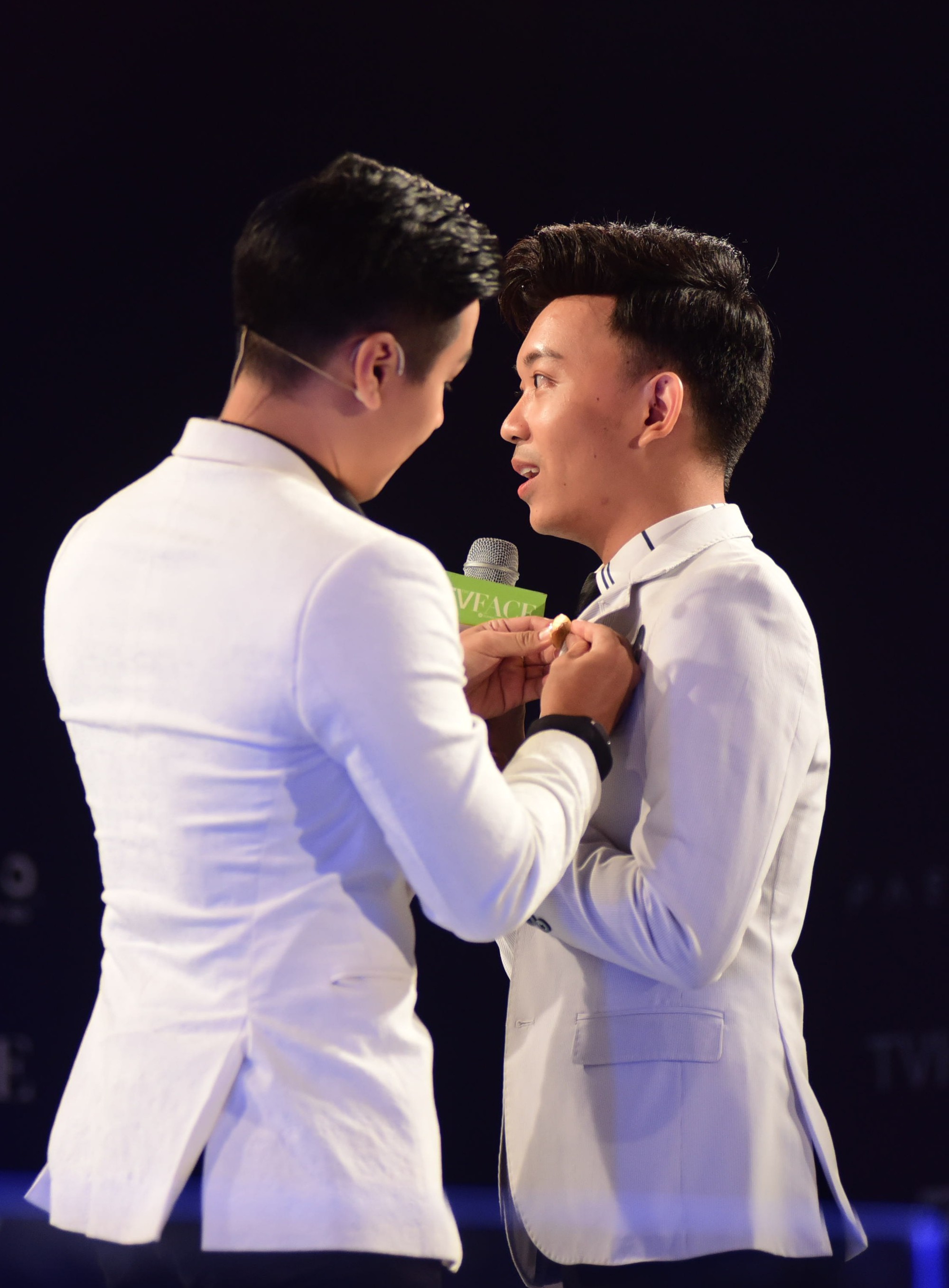 Nguyên Khang làm huấn luyện viên, căng thẳng ngồi ghế nóng show thực tế về MC - Ảnh 8. Nguyên Khang làm huấn luyện viên, căng thẳng ngồi ghế nóng show thực tế về MC - Ảnh 8.