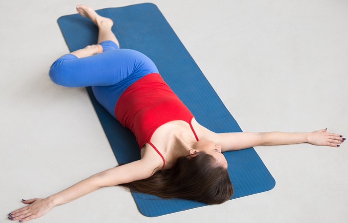 Những bài tập yoga cơ bản giúp bạn vừa giảm cân lại có thể ngăn ngừa táo bón - Ảnh 7. Những bài tập yoga cơ bản giúp bạn vừa giảm cân lại có thể ngăn ngừa táo bón - Ảnh 7.