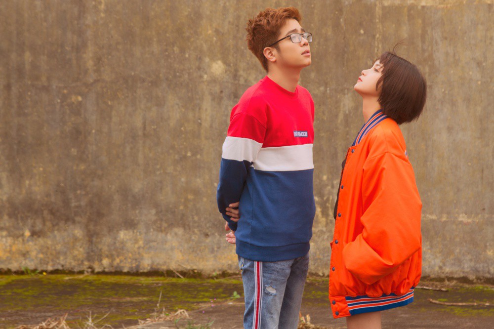 Bùi Anh Tuấn ngậm quả đắng khi bị bạn thân cướp người yêu - Ảnh 5. Bùi Anh Tuấn ngậm quả đắng khi bị bạn thân cướp người yêu - Ảnh 5.