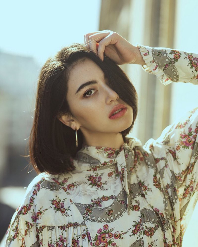 Để mặc đẹp như Kỳ Duyên, Mai Davika… tại Paris Fashion Week, các nàng hãy nhớ ngay 5 tips này - Ảnh 2. Để mặc đẹp như Kỳ Duyên, Mai Davika… tại Paris Fashion Week, các nàng hãy nhớ ngay 5 tips này - Ảnh 2.