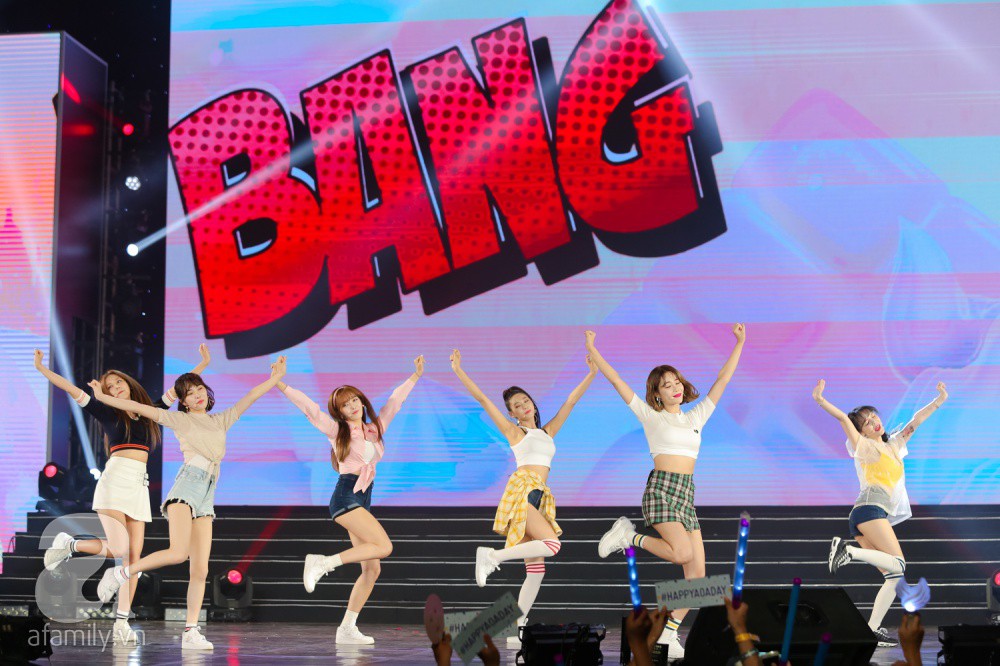 Khán giả thót tim xem Miu Lê treo mình trên không trung - Ảnh 19. Khán giả thót tim xem Miu Lê treo mình trên không trung - Ảnh 19.