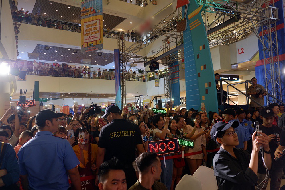 Là ngôi sao hạng A nhưng Noo Phước Thịnh lại sẵn sàng làm điều này - Ảnh 5. Là ngôi sao hạng A nhưng Noo Phước Thịnh lại sẵn sàng làm điều này - Ảnh 5.