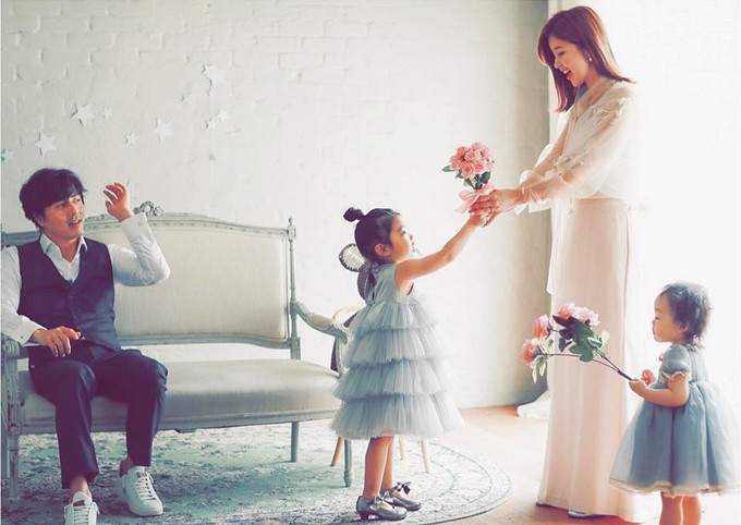 Phận đời sao Hàn từng là rich kids của tập đoàn lớn: Người hạnh phúc xa hoa, kẻ tự tử sau bi kịch liên hoàn - Ảnh 14. Phận đời sao Hàn từng là rich kids của tập đoàn lớn: Người hạnh phúc xa hoa, kẻ tự tử sau bi kịch liên hoàn - Ảnh 14.