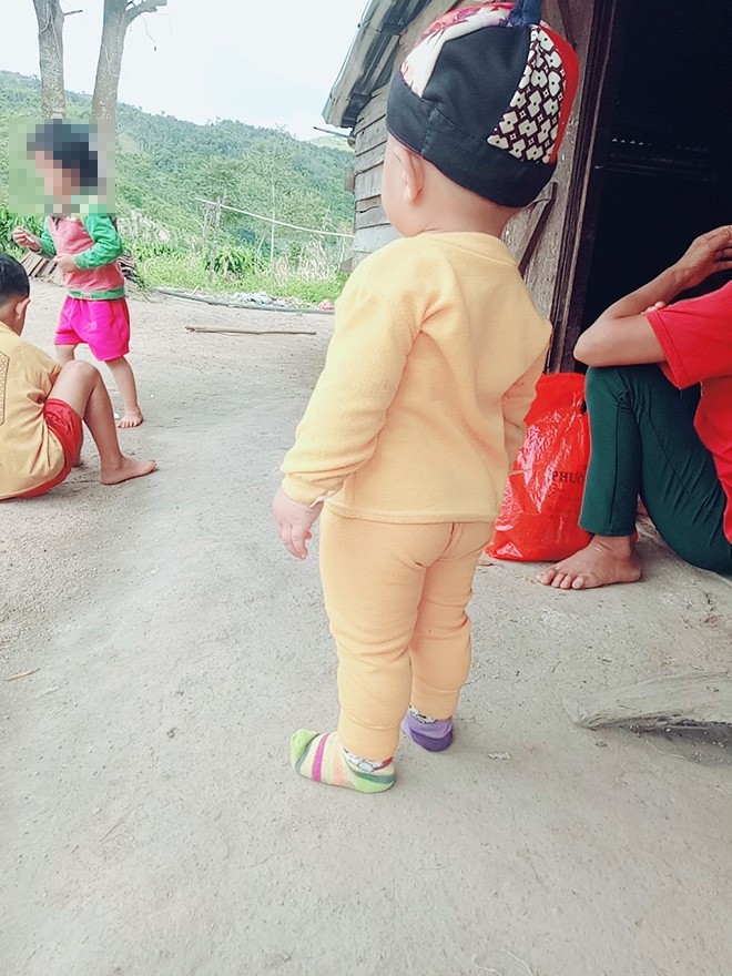 Mẹ trẻ hốt hoảng vì con nuốt phải nắp chai nước ngọt - vật dụng tưởng vô hại nhưng lại nguy hiểm chết người - Ảnh 2. Mẹ trẻ hốt hoảng vì con nuốt phải nắp chai nước ngọt - vật dụng tưởng vô hại nhưng lại nguy hiểm chết người - Ảnh 2.