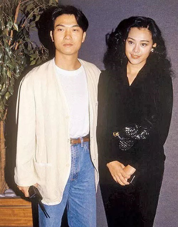 Bị chồng bỏ v&igrave; đ&atilde; c&oacute; con m&agrave; vẫn ham đ&oacute;ng phim người lớn, n&agrave;ng &Aacute; hậu t&aacute;i h&ocirc;n với đại gia ngh&igrave;n tỷ, được n&acirc;ng niu như b&agrave; ho&agrave;ng - Ảnh 4.