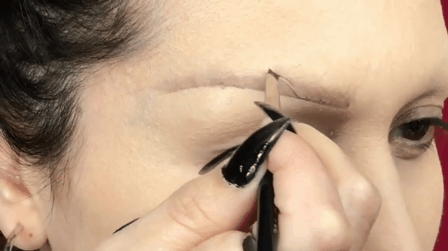 Th&aacute;nh l&ocirc;ng m&agrave;y đ&acirc;y rồi: T&ocirc; vẽ như m&uacute;a tr&ecirc;n h&agrave;ng m&agrave;y trụi nhẵn, kết quả d&agrave;y rậm tự nhi&ecirc;n như thật, đẹp hơn cả xăm gảy sợi - Ảnh 2.